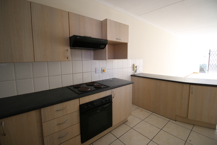 2 Bedroom Property for Sale in Cambridge Eastern Cape
